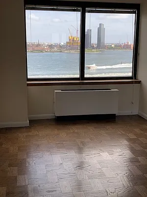 Rented by Vipler Realty | media 13