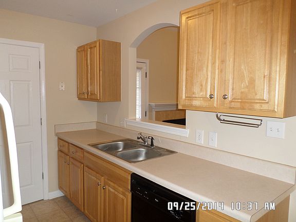 4th image of 141 Creekwood Dr