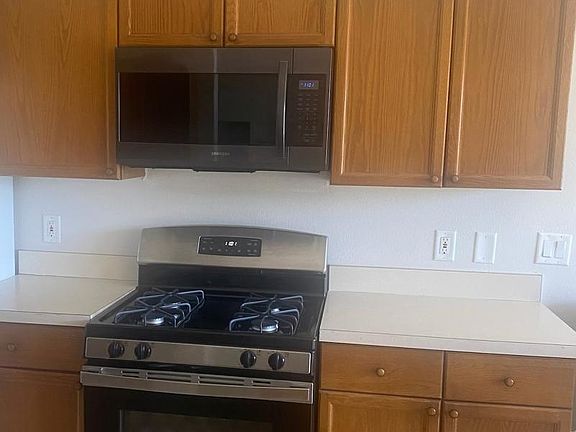 3rd image of 6715 Bouganvillea Crescent Dr