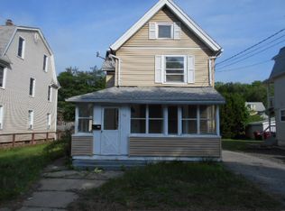 72 Greenwood St, Naugatuck, CT 06770