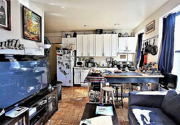 2nd image of 132 E 7th St APT 1