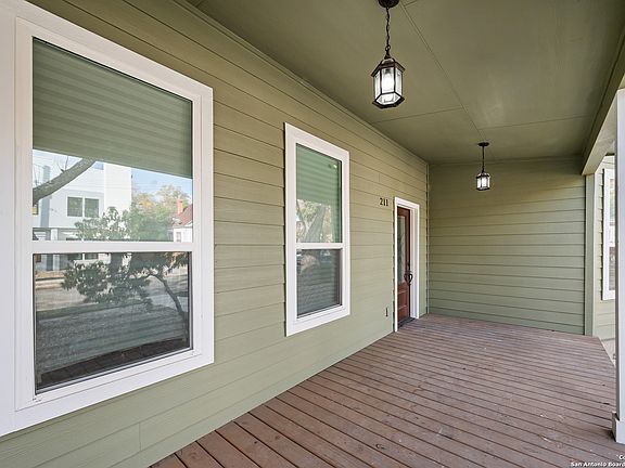 4th image of 211 PIEDMONT AVE