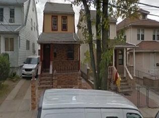 8455 159th St, Jamaica, NY 11432
