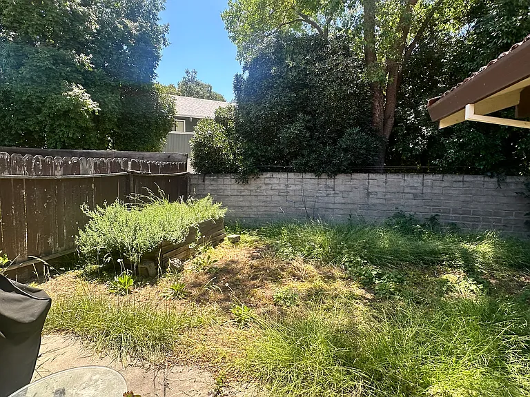 5056 Glide Dr #3 — Photo 14
