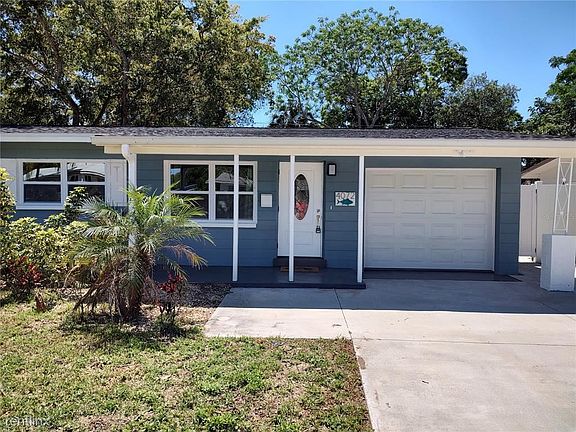 3rd image of 4072 Bluefish Dr SE