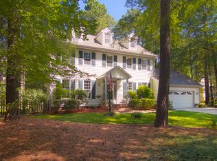102 Pennsbury Ct, Cary, NC 27513