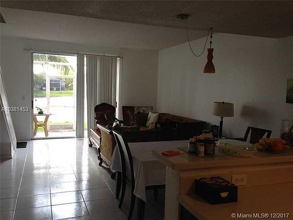 4th image of 1441 Sorrento Dr