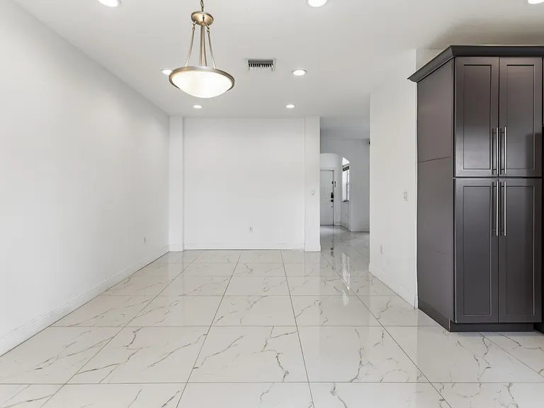 5056 SW 141st Ave — Photo 39