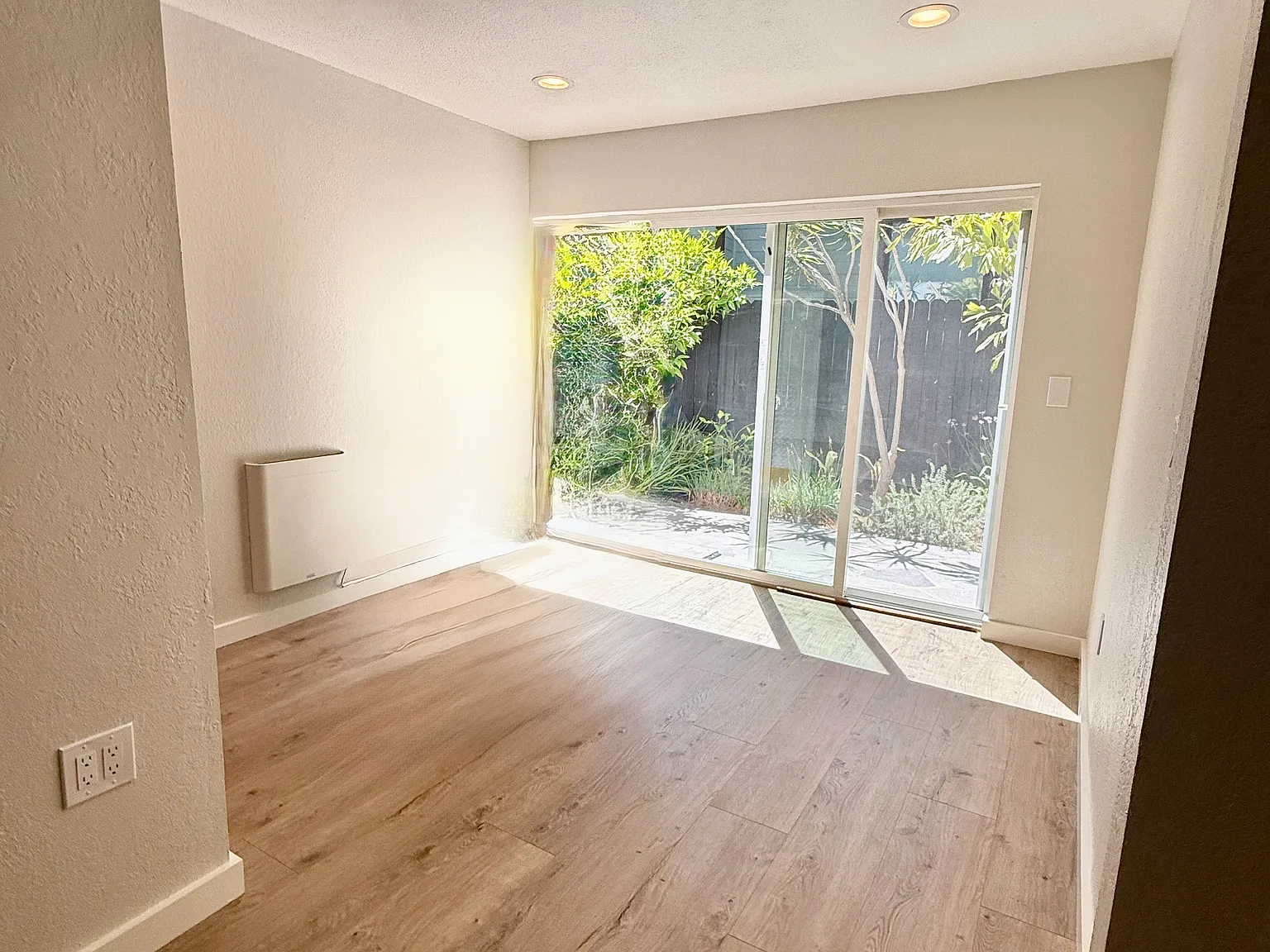 Lincolnwood Dr, Santa Barbara — Photo 3