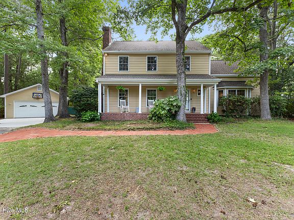 2nd image of 203 Savoy Circle