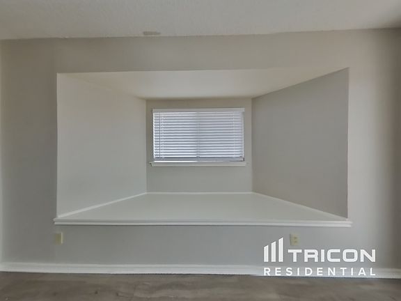 5th image of 8130 Ocean Meadow Dr