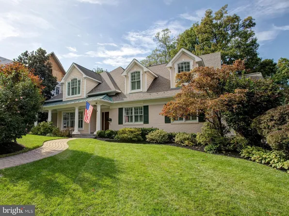3432 N Venice St, Arlington, VA 22207