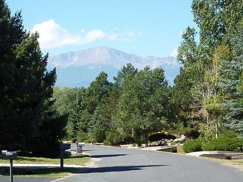 On 13 Acre This Home Has New Int PaintRoof  Great Deck