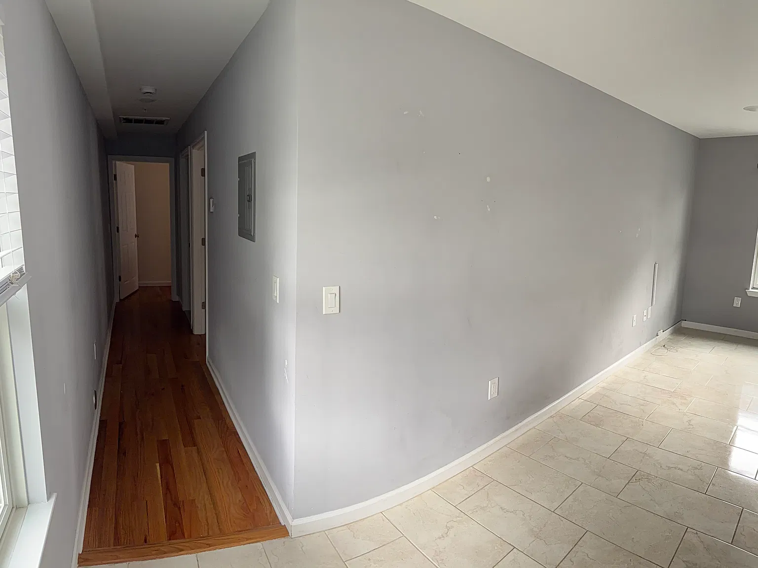 2 bed, 950 sqft, $2,200 — Photo 2