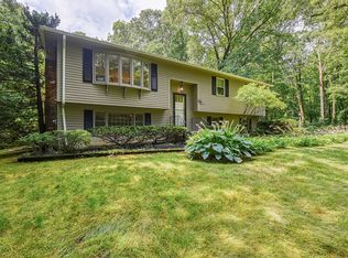 45 Neck Hill Rd, Mendon, MA 01756