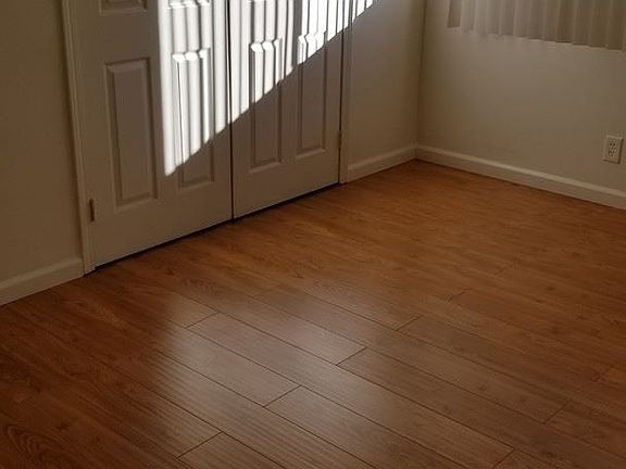 5th image of 3839 Stevely Ave APT 16