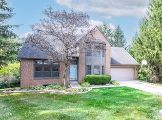 105 Split Rail Ct, Bellefontaine, OH