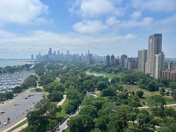 5th image of 2800 N Lake Shore Dr APT 2610