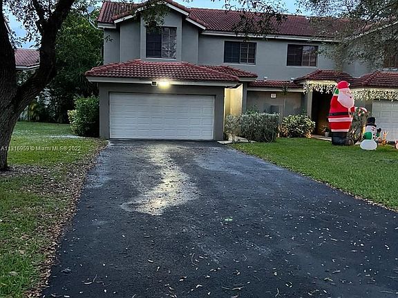 2nd image of 11503 NW 42nd St #1-2