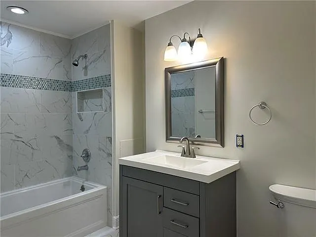 916 Martin Behrman Walk — Photo 18