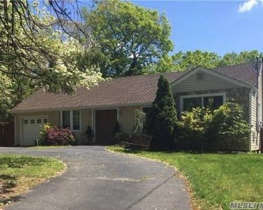 62 Teed St, Huntington Station, NY, 11746