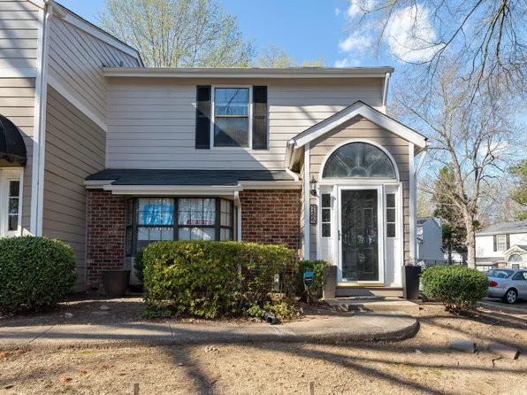 2400 Condor Ct, Raleigh, NC 27615