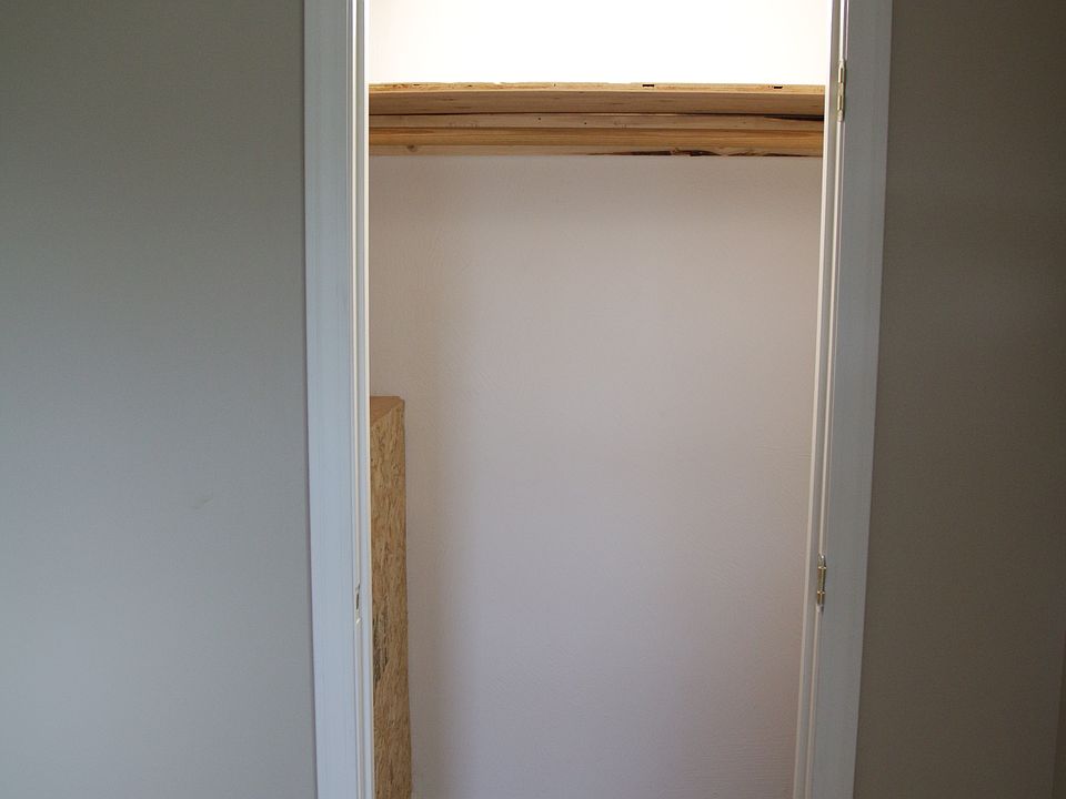 Closet in bedroom