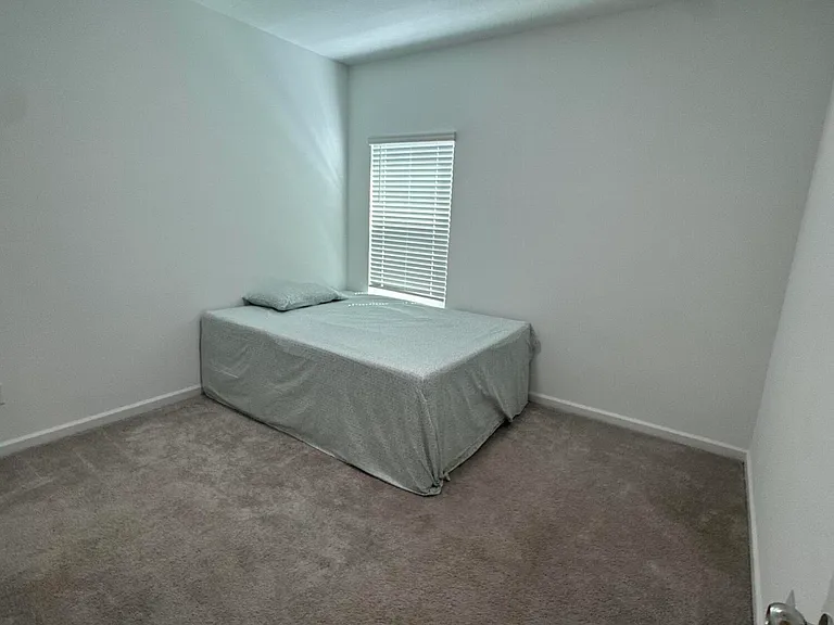 4002 Haydon Burns Pl — Photo 14