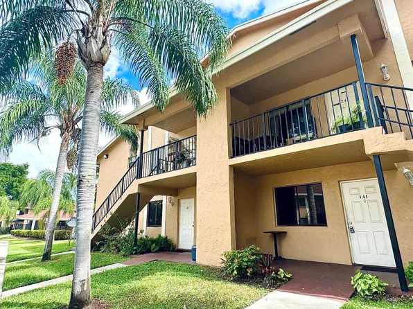 6061 10th Avenue N #143, Greenacres, FL 33463