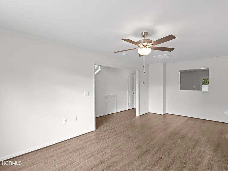 473 Sullivan Loop Rd — Photo 6