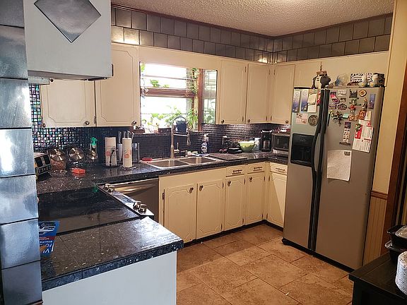 4th image of 1303 County Road 816