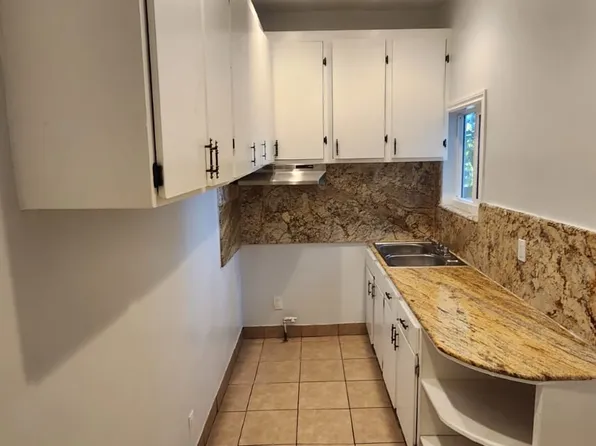 1316 E 22nd St #4, Los Angeles, CA 90011