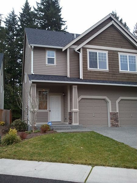 1st image of 148 NE Miramar Cir