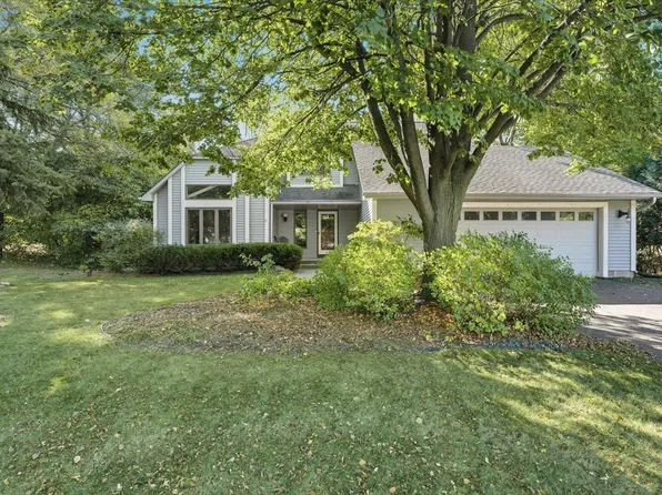 11725 48th Pl N, Plymouth, MN 55442