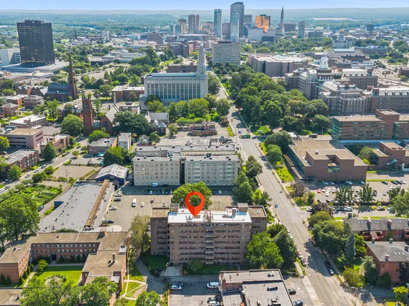 230 Farmington Avenue APT F5, Hartford, CT 06105