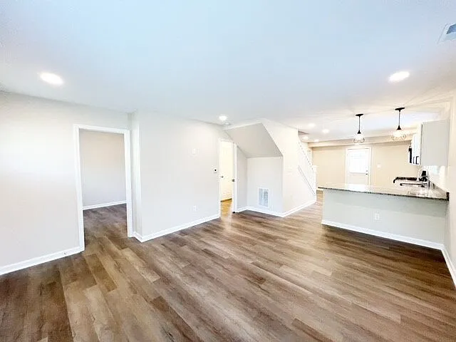 4501 Norwaldo Ave — Photo 5