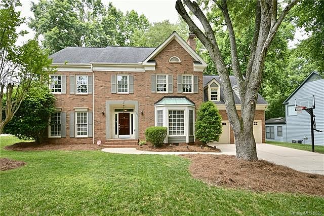 1st image of 8824 Thornbury Ln