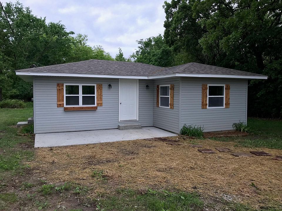1st image of 1124 Longhorn Rd