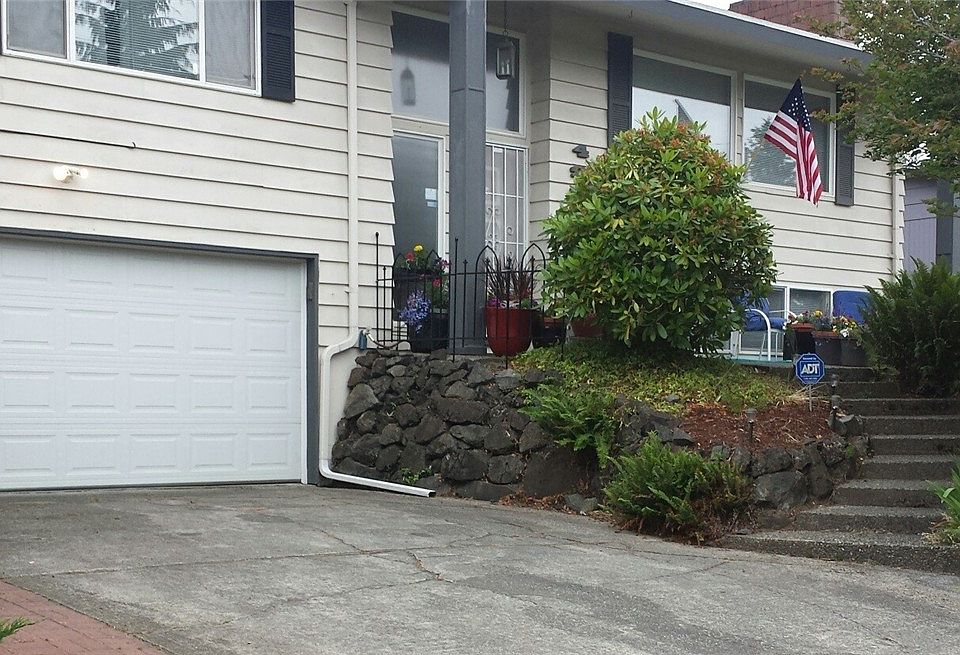1st image of 4228 N Whitman St