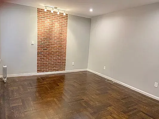 Rented by Bruma Realty LLC | media 3