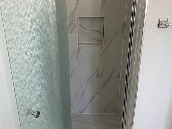 5th image of 883 E 49th St #1