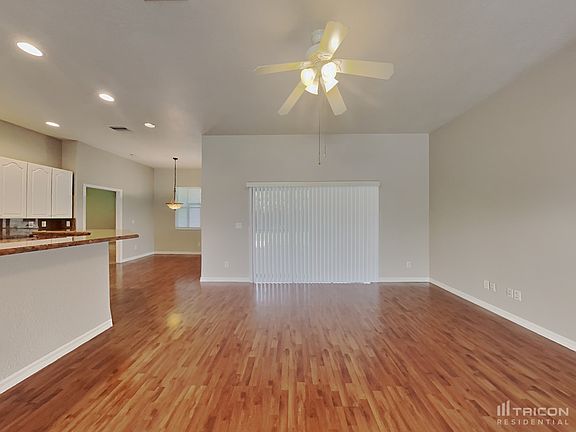 4th image of 2852 Cerullo St