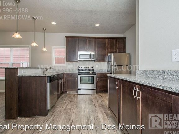 5th image of 2067 SW Cascade Falls Dr