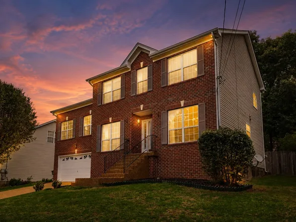 159 W Harbor Dr, Hendersonville, TN 37075