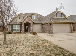 8809 E 136th St S, Bixby, OK 74008