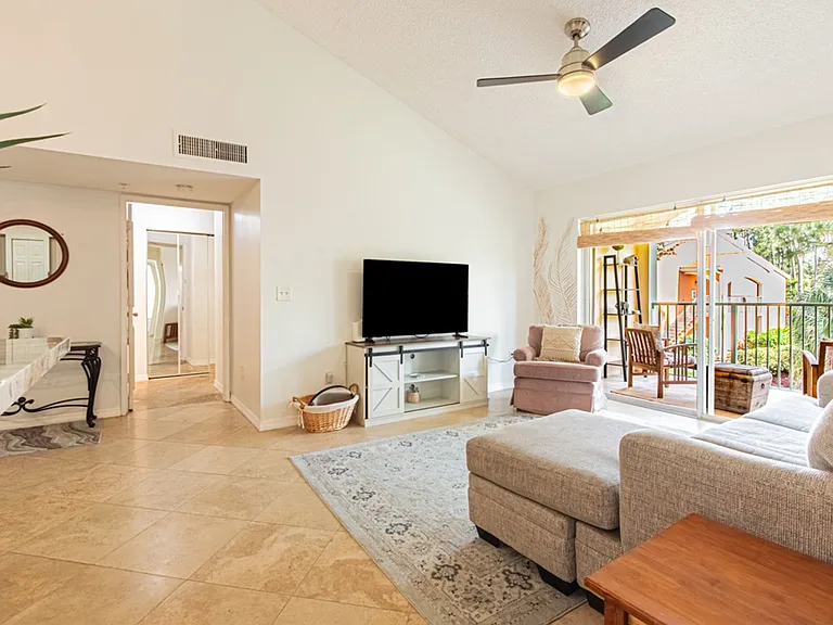 1230 Wildwood Lakes Blvd #202 — Photo 16
