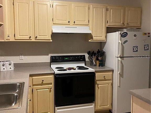 5th image of 8830 Dunes Ct APT 12-307