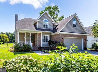 10909 Player Ln, Berlin, MD 21811