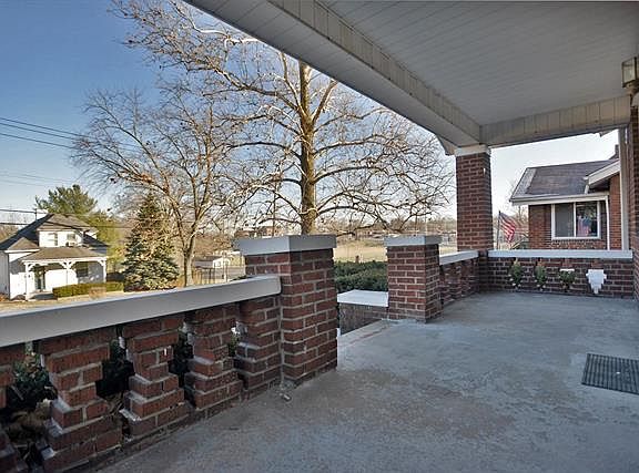 4th image of 3277 Marshall Ave