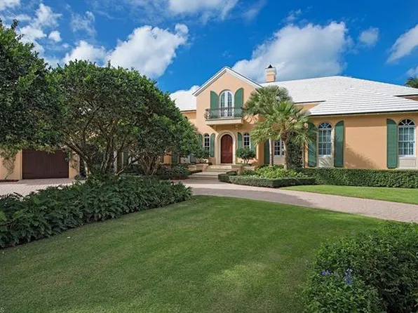 1212 Spyglass Ln, Naples, FL 34102